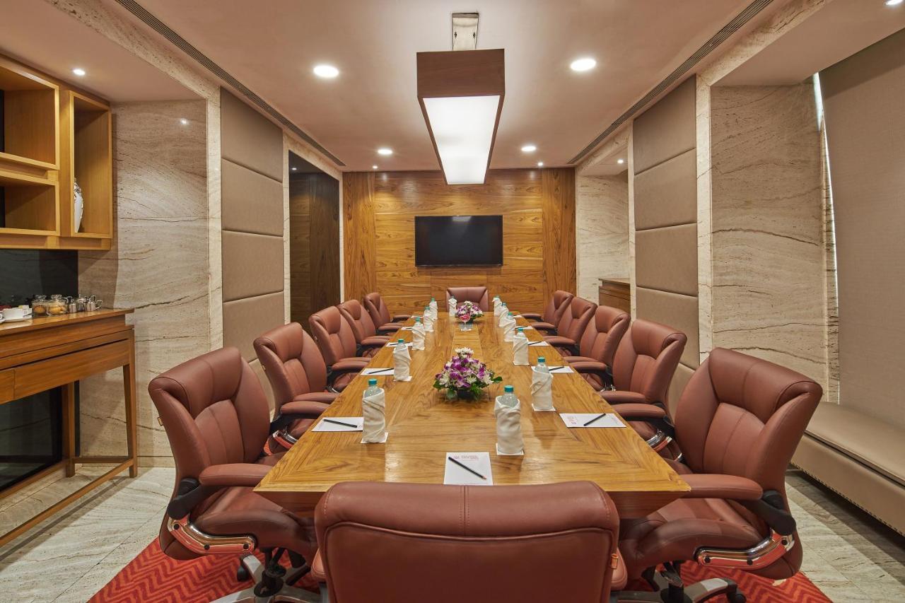 Royal Orchid Central Grazia, נאווי מומבאי מראה חיצוני תמונה