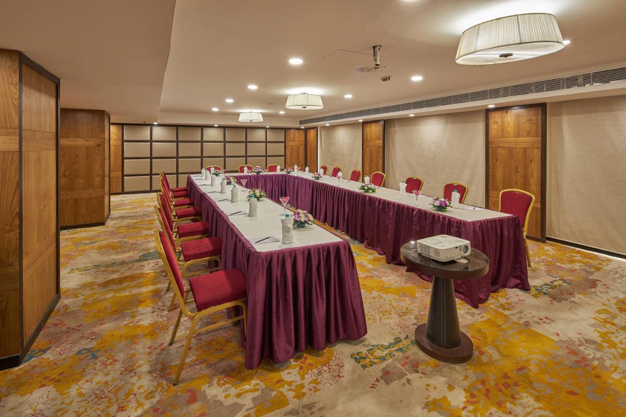 Royal Orchid Central Grazia, נאווי מומבאי מראה חיצוני תמונה
