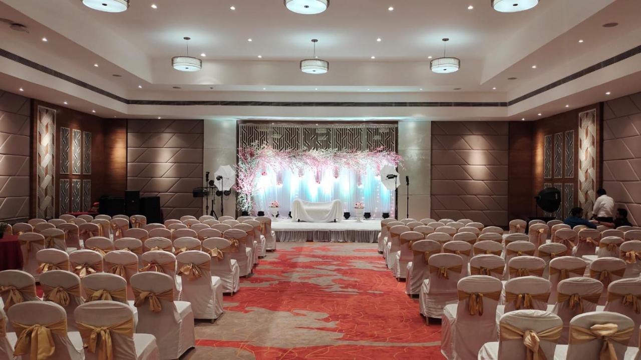 Royal Orchid Central Grazia, נאווי מומבאי מראה חיצוני תמונה
