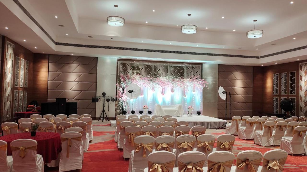 Royal Orchid Central Grazia, נאווי מומבאי מראה חיצוני תמונה