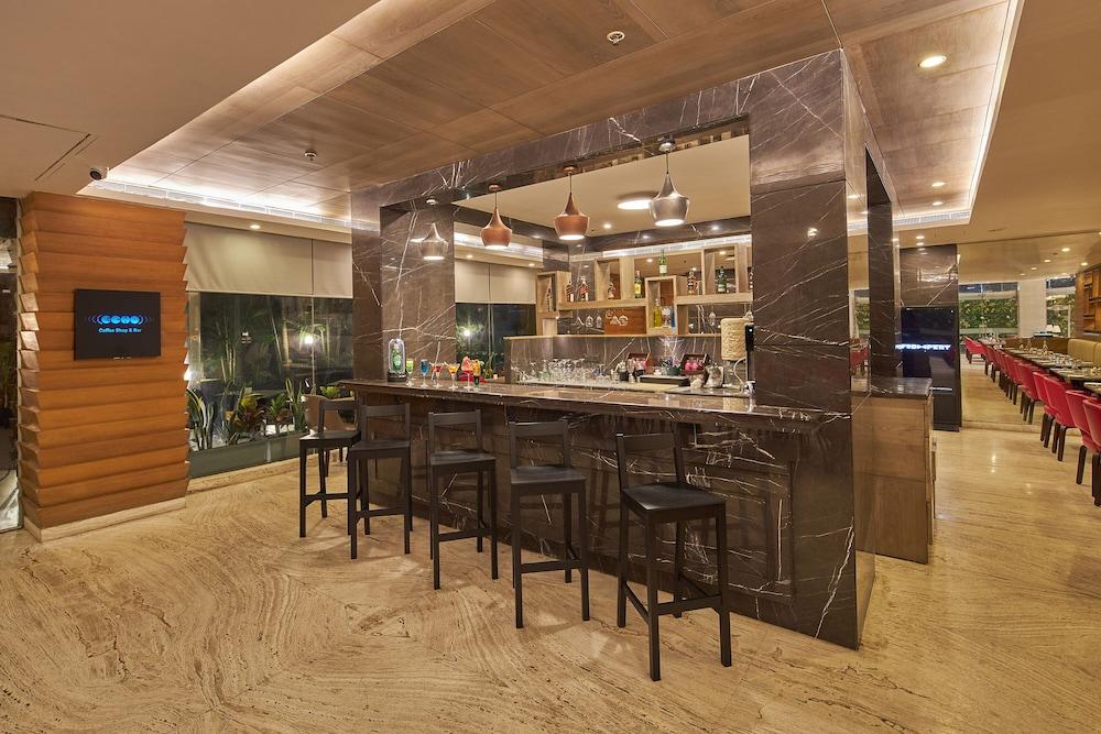 Royal Orchid Central Grazia, נאווי מומבאי מראה חיצוני תמונה